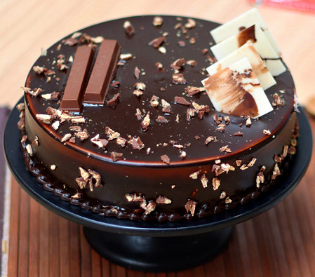 Buy Kitkat Chocolate Cake-Choco Crunch KitKat Cake