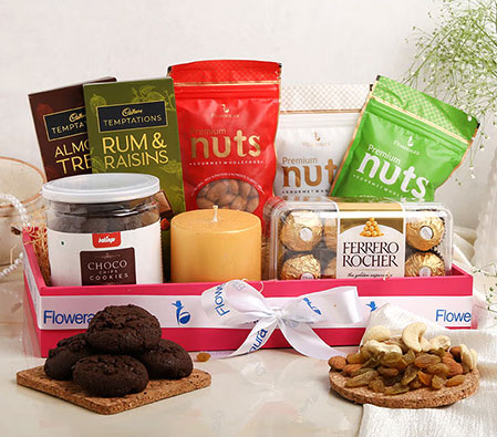 Fulfilling Chocolaty Nutty Hamper