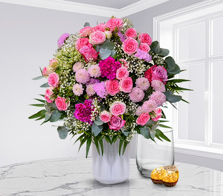 Flower Love with Premium Vase and 2 Ferrero Rocher