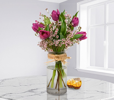 Romance Bouquet with 2 Ferrero Rocher